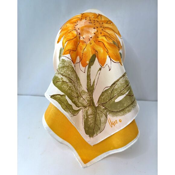 Vera Neumann Womens Sunflower Head Scarf Vintage Signed Driving Cottagecore - Picture 1 of 7